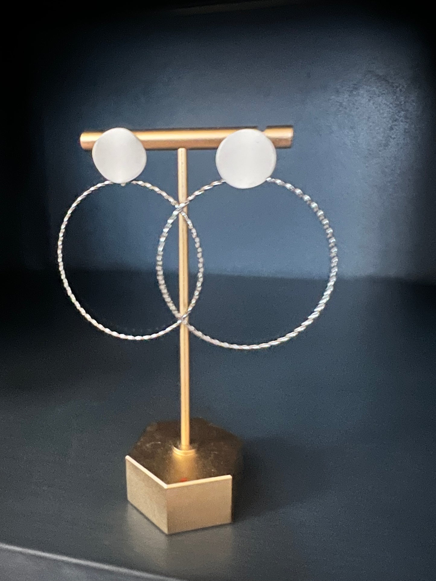 Cream stud earring with silver hoop