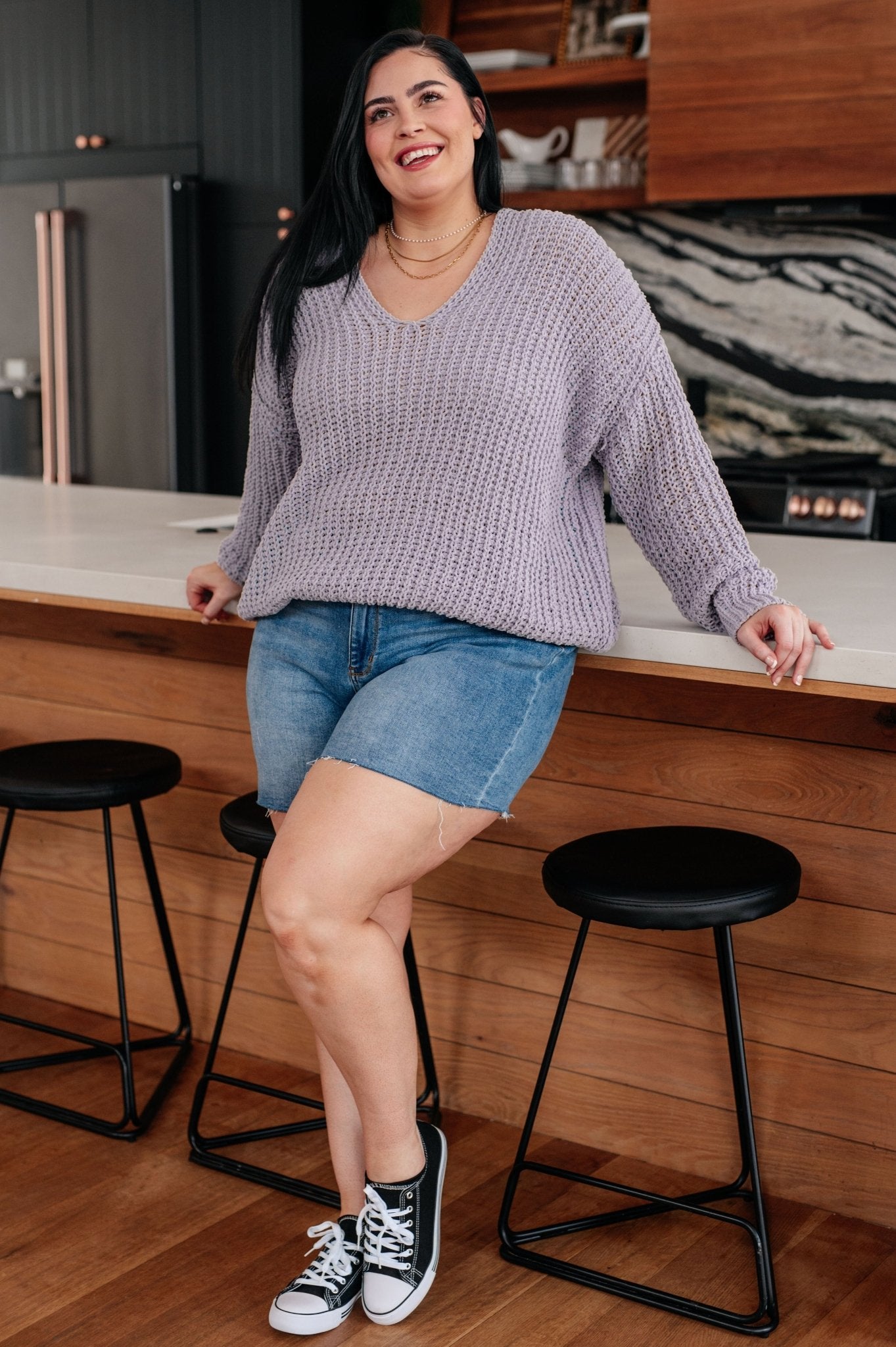 Captured My Interest Chunky V-Neck Sweater - Saints Place Designs